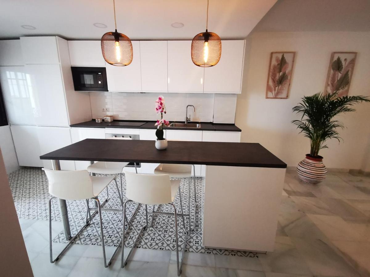 Lolo'S House Apartment เบนัลมาเดนา ภายนอก รูปภาพ